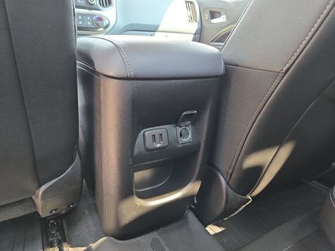 Used 2020 Chevrolet Colorado Z71 AWD/4WD image 29