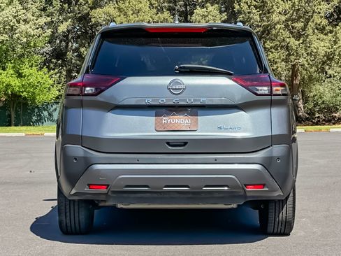 Used 2023 Nissan Rogue SL w/ SL Premium Package AWD/4WD image 5