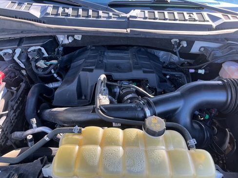 Used 2018 Ford F150 XLT w/ Equipment Group 302A Luxury AWD/4WD image 20