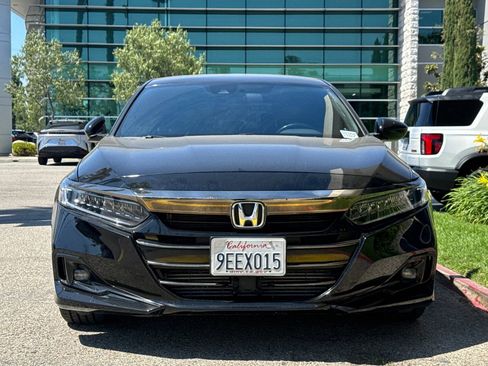 Used 2022 Honda Accord Sport image 3