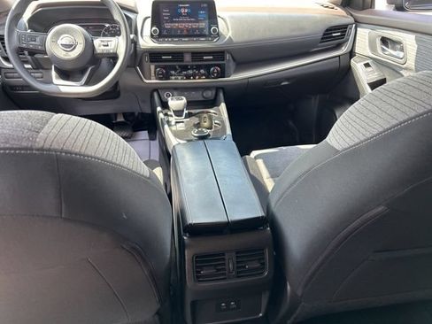 Used 2023 Nissan Rogue SV AWD/4WD image 6