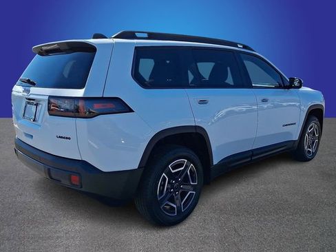 New 2026 Jeep Cherokee Laredo image 3
