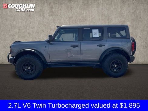 Used 2022 Ford Bronco Black Diamond w/ Sasquatch Package image 2