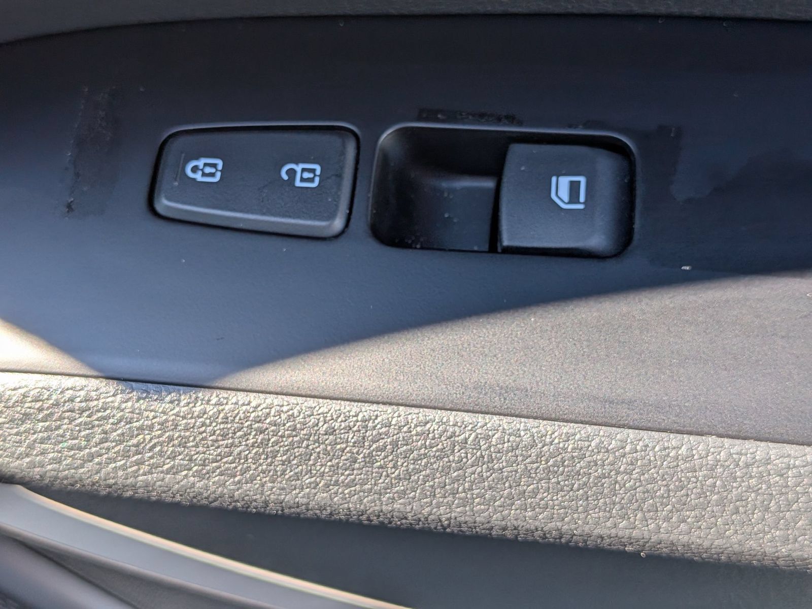 Used 2025 Kia Soul LX FWD image 35