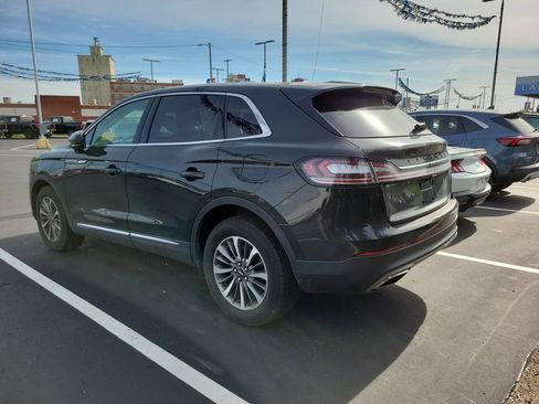 Used 2022 Lincoln Nautilus AWD w/ Premium Package image 4