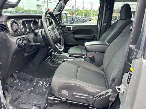 Used 2021 Jeep Wrangler Sport AWD/4WD image 8