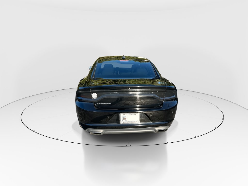 Used 2023 Dodge Charger SXT RWD image 7