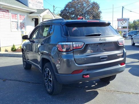 Used 2020 Jeep Compass Trailhawk image 7