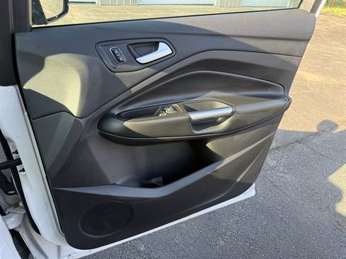 Used 2018 Ford Escape SEL AWD/4WD image 43