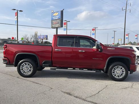 Used 2021 Chevrolet Silverado 2500 High Country w/ Z71 Off-Road Package image 25