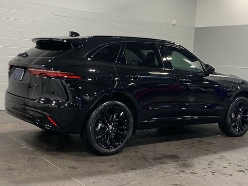 New 2026 Jaguar F-PACE R-Dynamic S image 2