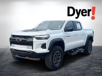 Used 2024 Chevrolet Colorado ZR2 w/ Technology Package AWD/4WD video 1