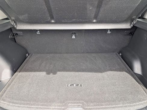 Certified 2025 Kia Seltos SX w/ SX Sunroof Package image 23