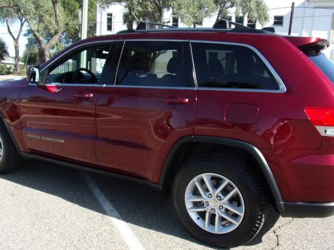 Used 2017 Jeep Grand Cherokee Laredo w/ Quick Order Package 2BE RWD image 14