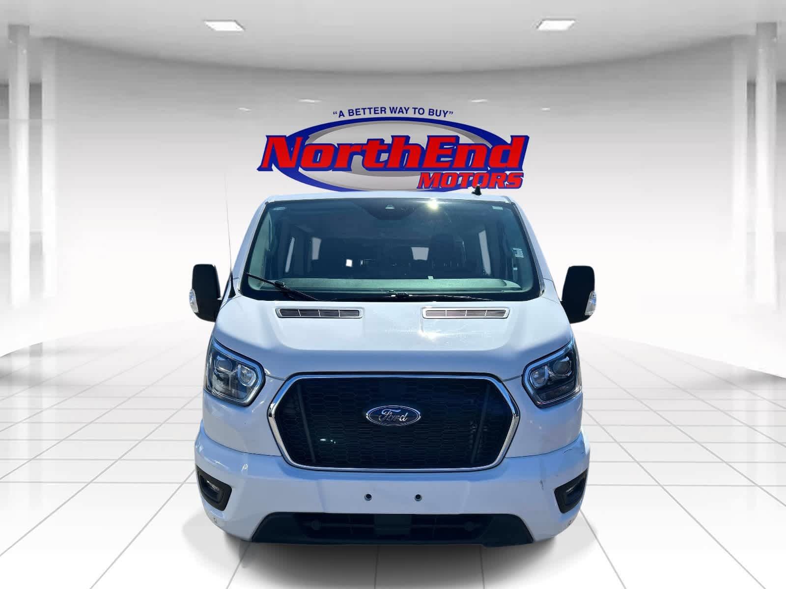 Used 2023 Ford Transit 350 XLT RWD image 3