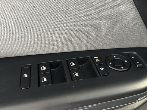 Used 2025 Kia K4 EX FWD image 17
