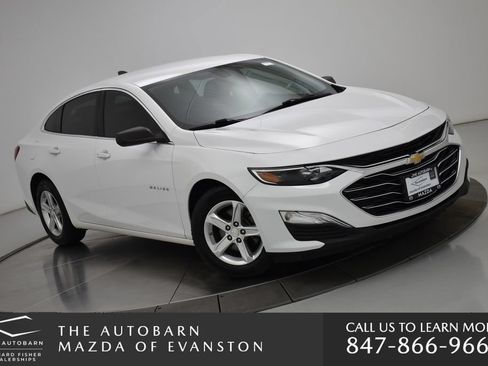 Used 2019 Chevrolet Malibu LS w/ LPO, Convenience Package 1 FWD image 2