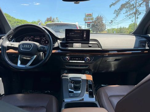 Used 2019 Audi Q5 2.0T Premium Plus w/ Premium Plus Package AWD/4WD image 15