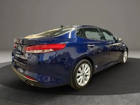 Used 2018 Kia Optima EX w/ Premium Package FWD image 8