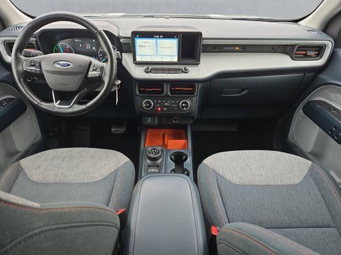 Certified 2022 Ford Maverick XLT w/ XLT Luxury Package image 9