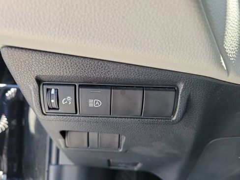 Used 2022 Toyota Corolla Cross L FWD image 8