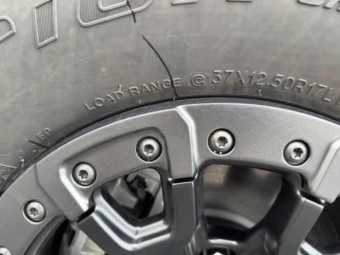 New 2025 Ford Bronco Raptor image 10