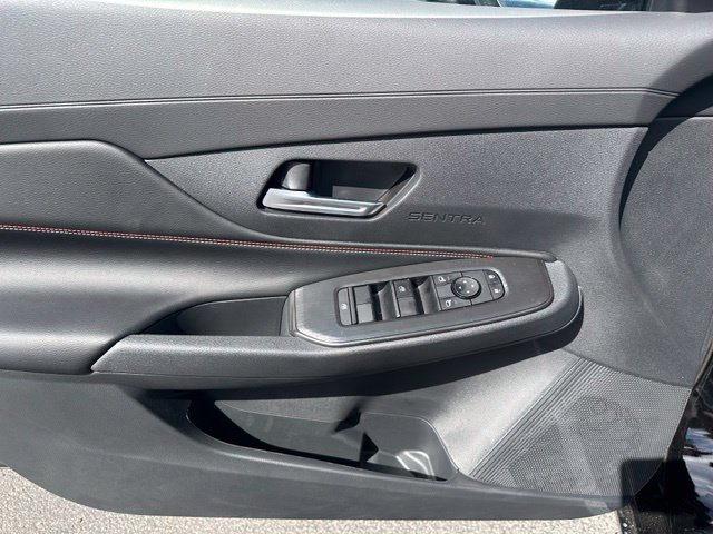 New 2027 Nissan Sentra SR w/ Floor Mat Package FWD image 22