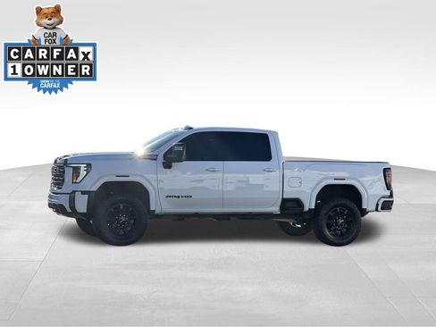 Used 2024 GMC Sierra 2500 AT4 w/ AT4 Preferred Package image 9