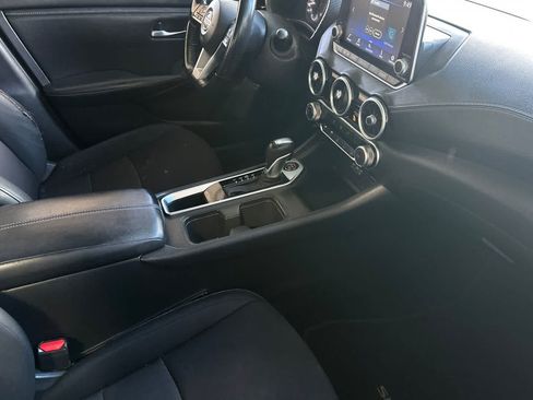 Used 2022 Nissan Sentra SV FWD image 17