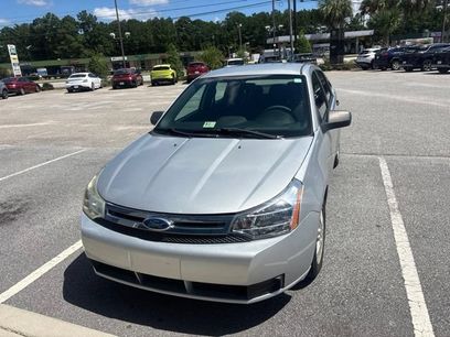 Used 2010 Ford Focus SE