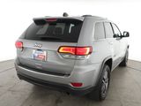 Certified 2021 Jeep Grand Cherokee Limited w/ Luxury Group II image 4
