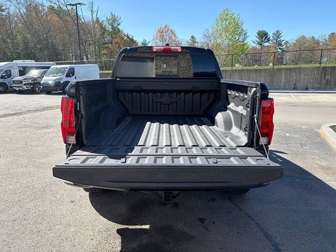 Used 2023 Chevrolet Colorado Trail Boss w/ Advanced Trailering Package AWD/4WD image 13
