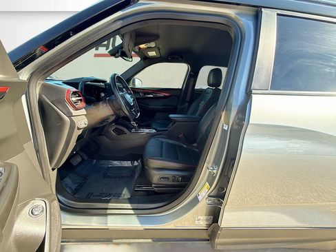 Used 2025 Chevrolet TrailBlazer RS w/ Convenience Package FWD image 20