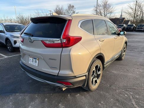 Used 2018 Honda CR-V Touring image 3