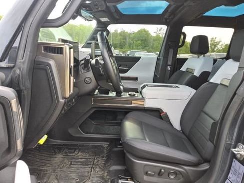 Used 2025 GMC Hummer EV 2X AWD/4WD image 3