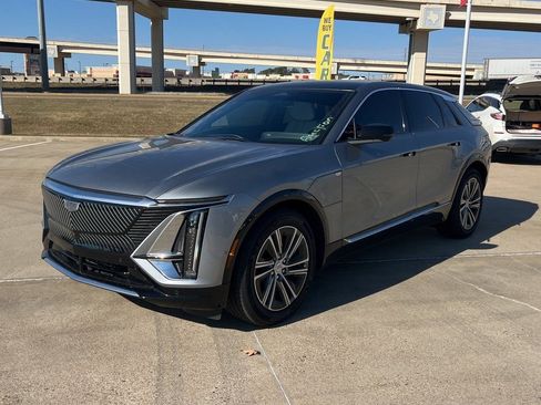 Used 2024 Cadillac Lyriq Luxury image 4