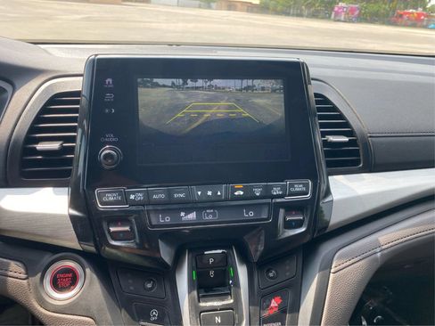 Used 2021 Honda Odyssey EX-L image 18