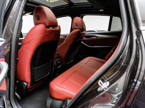 Used 2025 BMW X4 xDrive30i image 41