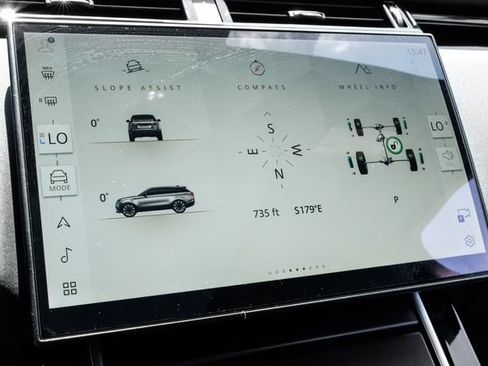 New 2026 Land Rover Range Rover Velar Belgravia AWD/4WD image 33