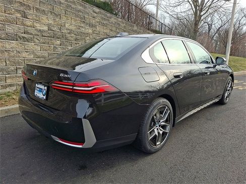 New 2026 BMW 530i xDrive 530i xDrive image 6