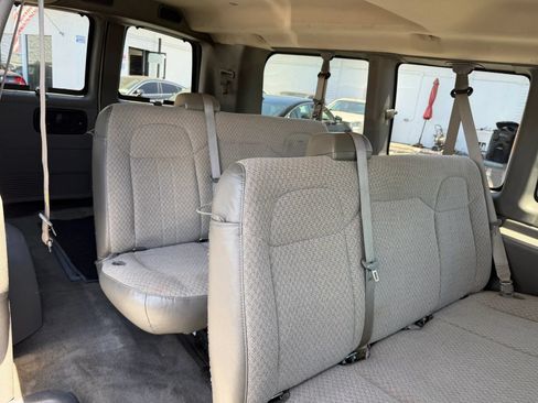 Used 2014 Chevrolet Express 2500 LT w/ LT Preferred Equipment Group RWD image 29