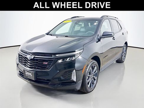 Used 2024 Chevrolet Equinox RS image 3