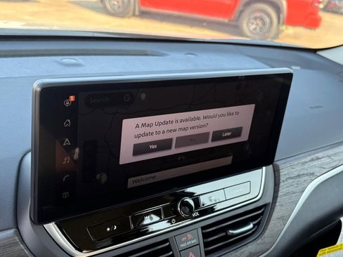 New 2025 Nissan Altima 2.5 SL image 17