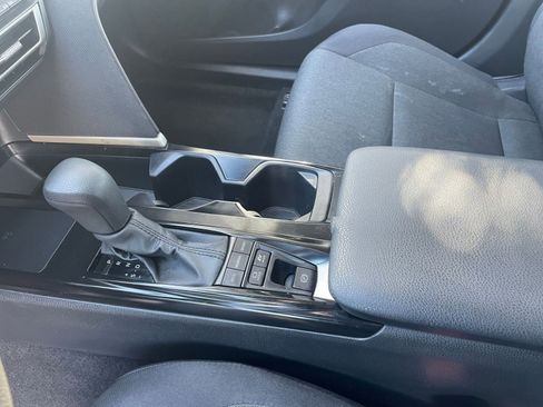 Used 2025 Toyota Camry LE image 40