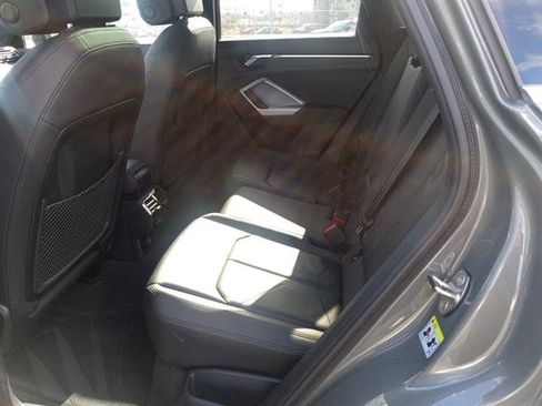 Used 2023 Audi Q3 2.0T Premium image 23
