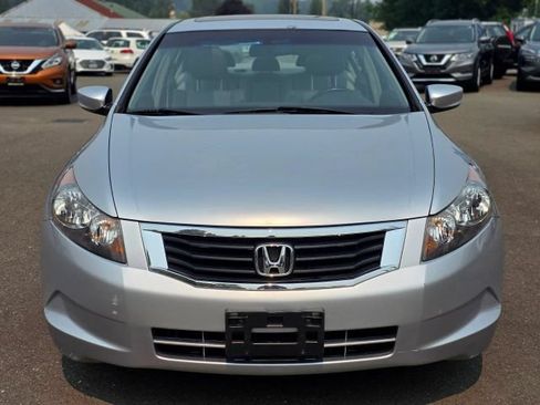 Used 2009 Honda Accord EX-L image 2