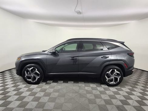 Certified 2024 Hyundai Tucson Limited AWD/4WD image 2