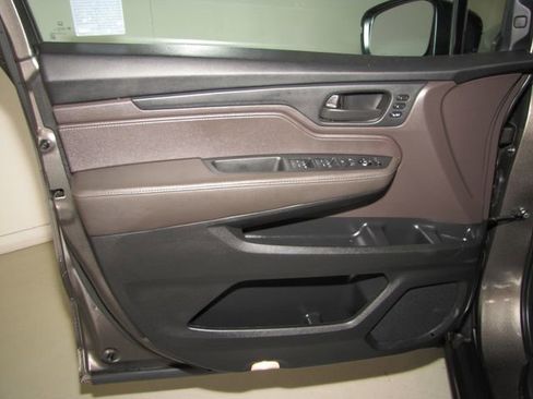 Certified 2020 Honda Odyssey EX-L image 11