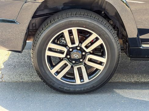 Used 2023 Toyota 4Runner Limited AWD/4WD image 10