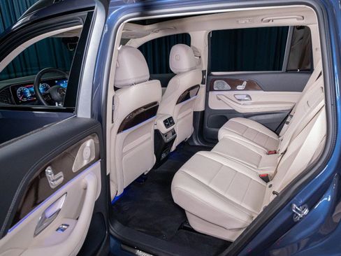 Certified 2026 Mercedes-Benz GLS 450 4MATIC image 16